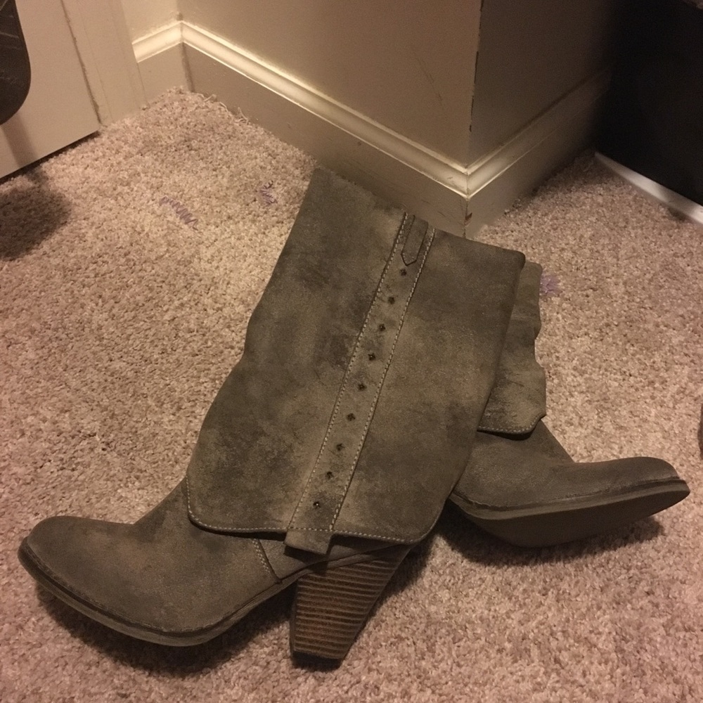 Mia Boots